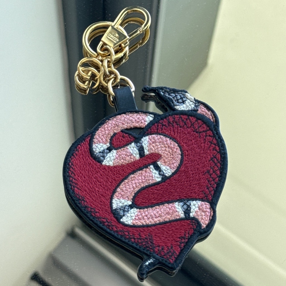 Gucci Gg Marmont Keyring Keychain Charm Heart Snake